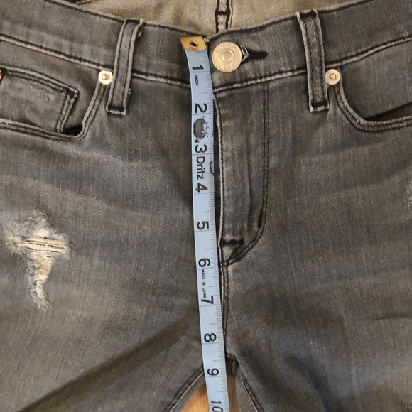 Hudson Nico Super Skinny Midrise Jeans size 26, in Grey (Tres). - Picture 5 of 10